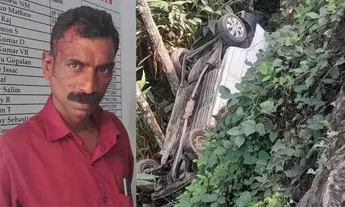 അപകടത്തില്‍പ്പെട്ട കാറില്‍നിന്ന് പരിക്കേറ്റ ഭാര്യയെ ഉപേക്ഷിച്ച് ഭര്‍ത്താവ് മുങ്ങി