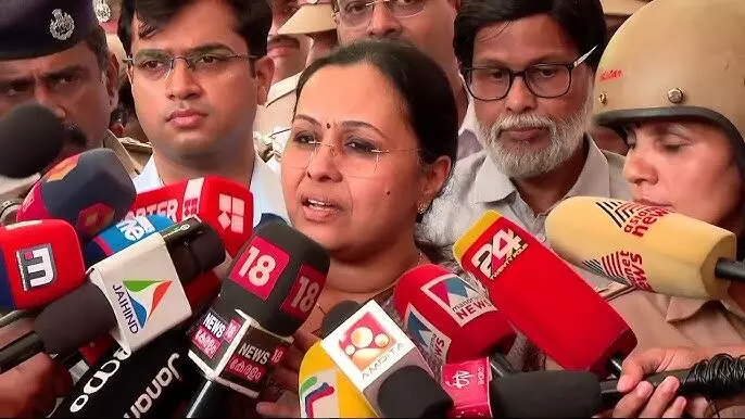 കോഴിക്കോട് മെഡിക്കല്‍ കോളജ് അപകടം; അഞ്ചു മരണങ്ങളും വിദഗ്ധ സംഘം അന്വേഷിക്കും: വീണാ ജോര്‍ജ്