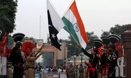 പാകിസ്താനില് നിന്നുള്ള ഇറക്കുമതിക്ക് നിരോധനമേര്പ്പെടുത്തി ഇന്ത്യ പാകിസ്താനില് നിന്നുള്ള ഇറക്കുമതിക്ക് നിരോധനമേര്പ്പെടുത്തി ഇന്ത്യ