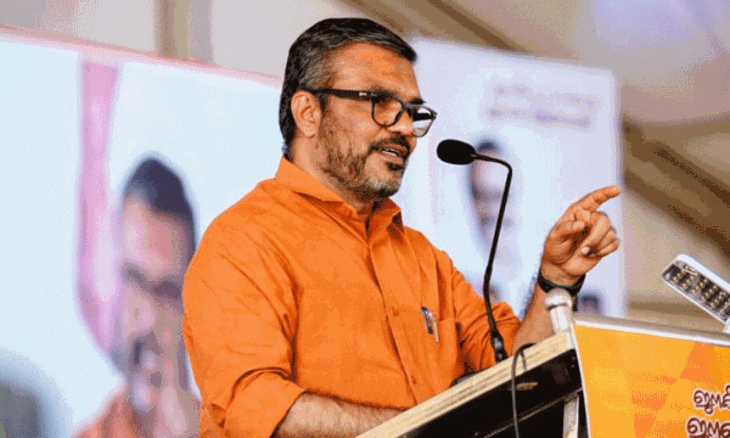 തെരുവു നായ്ക്കളുടെ വന്ധ്യംകരണമാണ് ഏകപരിഹാരം; കേന്ദ്ര നിയമങ്ങള് മാറ്റണം: എം ബി രാജേഷ് തെരുവു നായ്ക്കളുടെ വന്ധ്യംകരണമാണ് ഏകപരിഹാരം; കേന്ദ്ര നിയമങ്ങള് മാറ്റണം: എം ബി രാജേഷ്