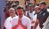 റോഡ് ഷോ; മധുര വിമാനത്താവളം ആക്രമിച്ച് ടിവികെ പ്രവര്‍ത്തകര്‍; ഗേറ്റുകളടക്കം തകര്‍ത്തു; കേസെടുത്തു