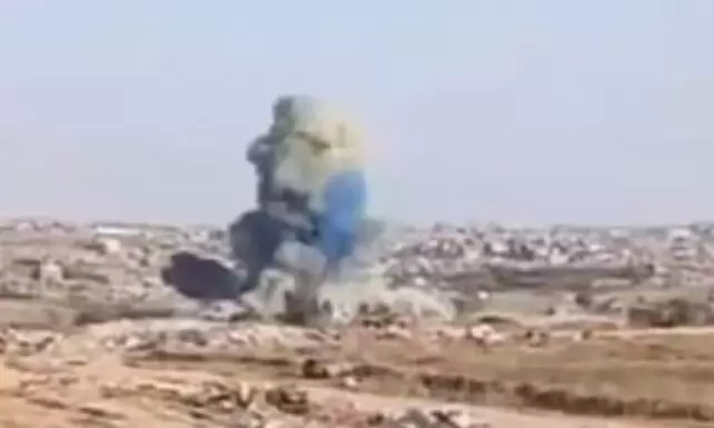 ആ പൊട്ടിയത് ആണ്‍കുട്ടി; ബോംബിങ്ങില്‍ കെട്ടിടം തകരുമ്പോള്‍ പൊട്ടിച്ചിരിച്ച് ഇസ്രായേല്‍ സൈനികര്‍, വ്യാപക വിമര്‍ശനം(വിഡിയോ)