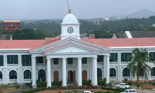 ഐഎഎസ് തലപ്പത്ത് അഴിച്ചുപണി ഐഎഎസ് തലപ്പത്ത് അഴിച്ചുപണി