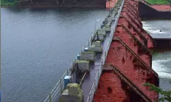 മുല്ലപ്പെരിയാറില്‍ ഉന്നതാധികാരസമിതിയുടെ ശുപാര്‍ശകള്‍ കേരളവും തമിഴ്‌നാടും നടപ്പാക്കണം: സുപ്രിംകോടതി