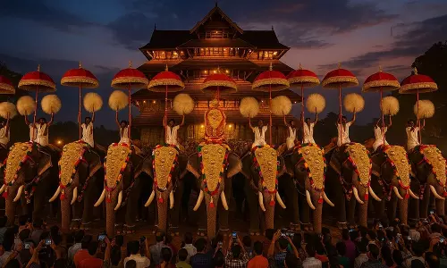 ഇന്ന് തൃശൂര്‍ പൂരം; വൈകീട്ട് അഞ്ചരയ്ക്ക് കുടമാറ്റം