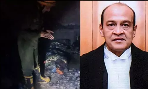 വീട്ടില് പണം കണ്ടെത്തിയ സംഭവം: രാജിവയ്ക്കാന് വിസമ്മതിച്ച് ജസ്റ്റിസ് യശ്വന്ത് വര്മ; അന്വേഷണ റിപോര്ട്ട് രാഷ്ട്രപതിക്ക് കൈമാറി വീട്ടില് പണം കണ്ടെത്തിയ സംഭവം: രാജിവയ്ക്കാന് വിസമ്മതിച്ച് ജസ്റ്റിസ് യശ്വന്ത് വര്മ; അന്വേഷണ റിപോര്ട്ട് രാഷ്ട്രപതിക്ക് കൈമാറി