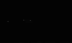 ജമ്മു വിമാനത്താവളത്തിന് നേരെ ഡ്രോണുകള് അയച്ച് പാകിസ്താന്; വെടിവച്ചിട്ട് സൈന്യം ജമ്മു വിമാനത്താവളത്തിന് നേരെ ഡ്രോണുകള് അയച്ച് പാകിസ്താന്; വെടിവച്ചിട്ട് സൈന്യം