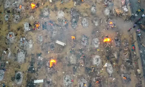 കൊവിഡ് മരണങ്ങള്‍ മൂടിവച്ചെന്ന ആരോപണം ശരിവച്ച് കണക്കുകള്‍ ; 2021ല്‍ അധികമായി മരിച്ചത് 21 ലക്ഷം പേര്‍