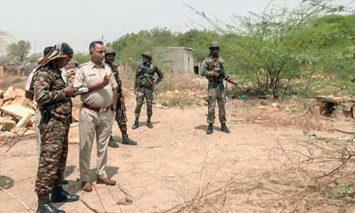 സൈനിക നീക്കത്തിന്റെ ദൃശ്യങ്ങള് സോഷ്യല് മീഡിയയില് പോസ്റ്റ് ചെയ്ത യുവാവ് അറസ്റ്റില് സൈനിക നീക്കത്തിന്റെ ദൃശ്യങ്ങള് സോഷ്യല് മീഡിയയില് പോസ്റ്റ് ചെയ്ത യുവാവ് അറസ്റ്റില്