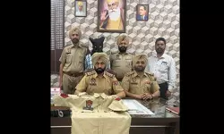 പോലിസ് യൂണിഫോമില്‍ നടന്ന സെക്യൂരിറ്റി ജീവനക്കാരന്‍ അറസ്റ്റില്‍