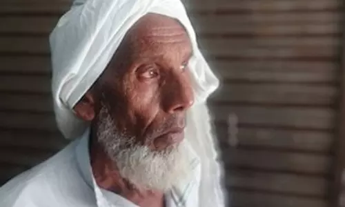 മുസ്‌ലിം വയോധികനെ ഹിന്ദുത്വര്‍ മര്‍ദ്ദിച്ചു; ജയ് ശ്രീറാം വിളിക്കാന്‍ നിര്‍ബന്ധിച്ചു