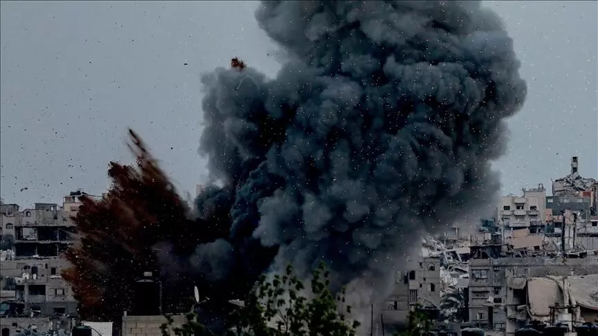 ഗസയിലെ നാസര്‍ ആശുപത്രിയില്‍ ഇസ്രായേലിന്റെ ബോംബ് വര്‍ഷം; മാധ്യമപ്രവര്‍ത്തകന്‍ കൊല്ലപ്പെട്ടു