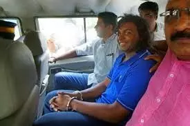 നന്തന്കോട് കൂട്ടക്കൊലപാതകം; പ്രതി കേഡല് ജിന്സണ്രാജക്ക് ജീവപര്യന്തം നന്തന്കോട് കൂട്ടക്കൊലപാതകം; പ്രതി കേഡല് ജിന്സണ്രാജക്ക് ജീവപര്യന്തം