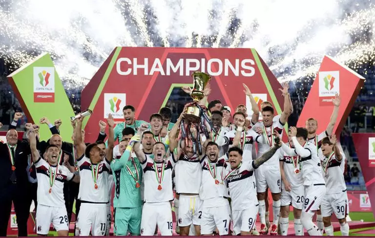 51 വര്‍ഷത്തിന് ശേഷം ബൊലോഞ്ഞയ്ക്ക് ഇറ്റാലിയന്‍ കപ്പ്; ഞെട്ടലില്‍ എസി മിലാന്‍