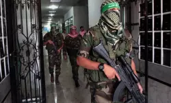 അബൂ ഉബൈദയെ വധിച്ചെന്ന അവകാശവാദവുമായി ഇസ്രായേല്; തൊട്ടു പിന്നാലെ സോഷ്യല് മീഡിയയില് പോസ്റ്റിട്ട് അബൂ ഉബൈദ അബൂ ഉബൈദയെ വധിച്ചെന്ന അവകാശവാദവുമായി ഇസ്രായേല്; തൊട്ടു പിന്നാലെ സോഷ്യല് മീഡിയയില് പോസ്റ്റിട്ട് അബൂ ഉബൈദ