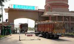 22 ദിവസത്തെ ഇടവേളയ്ക്ക് ശേഷം അട്ടാരി - വാഗ അതിര്‍ത്തി തുറന്നു