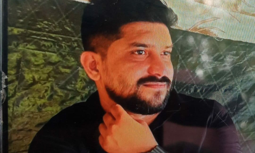 അബദ്ധത്തില് കയര് കഴുത്തില് കുടുങ്ങി; യുവാവിന് ദാരുണാന്ത്യം അബദ്ധത്തില് കയര് കഴുത്തില് കുടുങ്ങി; യുവാവിന് ദാരുണാന്ത്യം