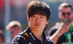 റേസിങ് കാര് തകര്ന്ന് തരിപ്പണം; ഒരു പോറല് പോലും ഏല്ക്കാതെ ജാപ്പാനീസ് ഡ്രൈവര് യുക്കി സുനോഡ (വീഡിയോ) റേസിങ് കാര് തകര്ന്ന് തരിപ്പണം; ഒരു പോറല് പോലും ഏല്ക്കാതെ ജാപ്പാനീസ് ഡ്രൈവര് യുക്കി സുനോഡ (വീഡിയോ)