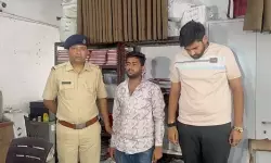 കൂട്ടബലാല്സംഗക്കേസില് ബിജെപി നേതാവും സുഹൃത്തും അറസ്റ്റില് കൂട്ടബലാല്സംഗക്കേസില് ബിജെപി നേതാവും സുഹൃത്തും അറസ്റ്റില്