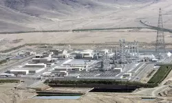 ഇറാന്റെ ആണവകേന്ദ്രങ്ങള് ആക്രമിക്കാന് ഇസ്രായേല് തയ്യാറെടുക്കുന്നുവെന്ന് യുഎസ് ഇന്റലിജന്സ് ഇറാന്റെ ആണവകേന്ദ്രങ്ങള് ആക്രമിക്കാന് ഇസ്രായേല് തയ്യാറെടുക്കുന്നുവെന്ന് യുഎസ് ഇന്റലിജന്സ്