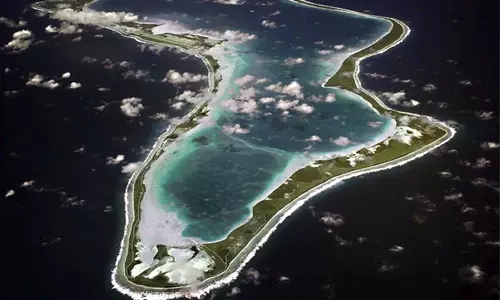 ചാഗോസ് ദ്വീപുകള്‍ മൗറീഷ്യസിന് കൈമാറി യുകെ; ഡിയെഗോ ഗാസിയയിലെ യുഎസ് സൈനിക താവളം തുടരും