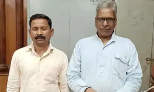 ബക്ഷ്‌രാജ് കോള്‍ (LEFT), രാജ കൊലാന്തര്‍ (RIGHT)