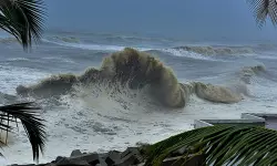 കടൽക്ഷോഭം രൂക്ഷം; തീരദേശവാസികളുടെ പുനരധിവാസം ഉറപ്പാക്കും: കലക്ടർ