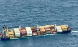 അറബിക്കടലില് കപ്പല് മുങ്ങിയത് സംസ്ഥാന ദുരന്തമായി പ്രഖ്യാപിച്ച് സര്ക്കാര് അറബിക്കടലില് കപ്പല് മുങ്ങിയത് സംസ്ഥാന ദുരന്തമായി പ്രഖ്യാപിച്ച് സര്ക്കാര്