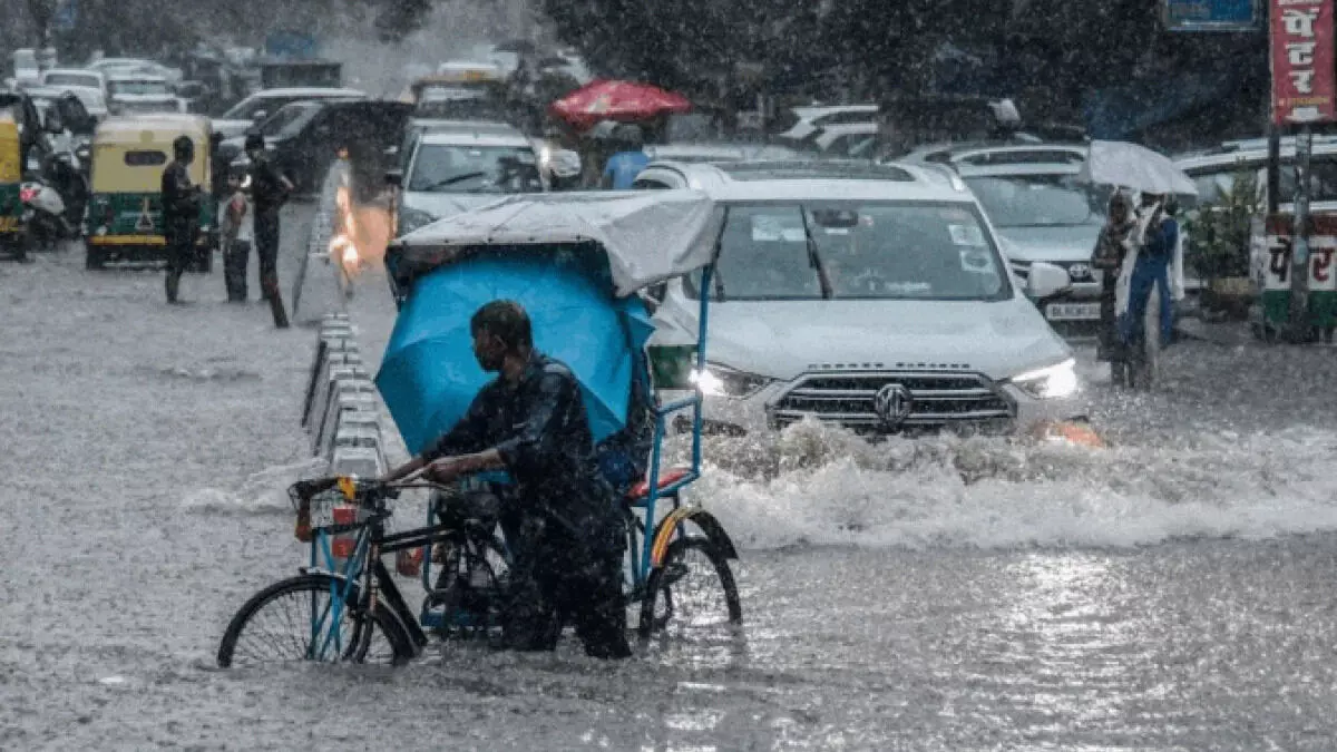 സംസ്ഥാനത്ത് വിവിധയിടങ്ങളില് പ്രളയ സാധ്യത മുന്നറിയിപ്പ് സംസ്ഥാനത്ത് വിവിധയിടങ്ങളില് പ്രളയ സാധ്യത മുന്നറിയിപ്പ്