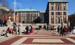 വിദ്യാര്ഥികള് ക്ലാസ് കട്ട് ചെയ്താല് വിസ റദ്ദാക്കുമെന്ന് യുഎസ് എംബസി വിദ്യാര്ഥികള് ക്ലാസ് കട്ട് ചെയ്താല് വിസ റദ്ദാക്കുമെന്ന് യുഎസ് എംബസി