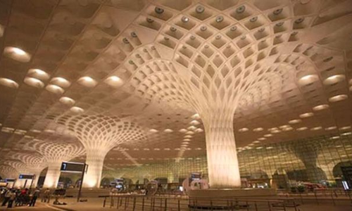 ഭാര്യയുമായി വഴക്കിട്ട യുവാവിന്റെ ഭീഷണി; വിമാനത്താവളത്തില്‍ സ്‌ഫോടനം നടത്തും