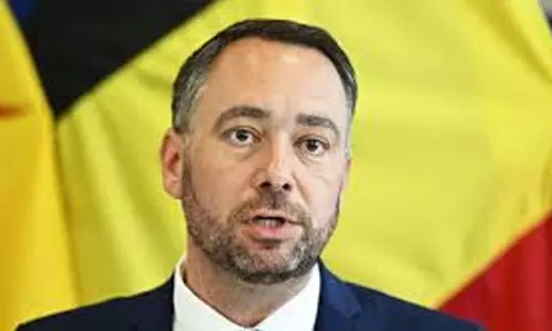 ഗസയില് ഇസ്രായേല് വംശഹത്യ നടത്തുന്നു: ബെല്ജിയം വിദേശകാര്യമന്ത്രി ഗസയില് ഇസ്രായേല് വംശഹത്യ നടത്തുന്നു: ബെല്ജിയം വിദേശകാര്യമന്ത്രി