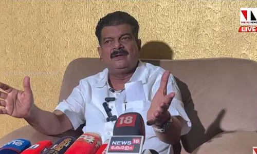 ഇനി ആരുടെയും കാലു പിടിക്കാനില്ലെന്ന് പി വി അന്‍വര്‍