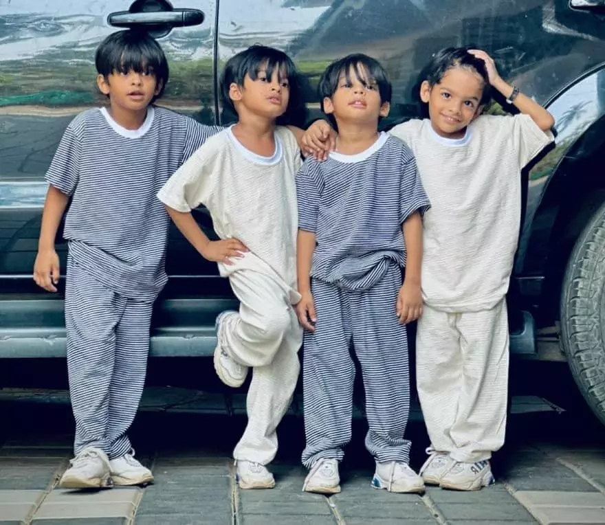 ഒരുമിച്ച് പിറന്നവര്‍ ഇനി ഒരുമിച്ച് സ്‌കൂളിലേക്ക്