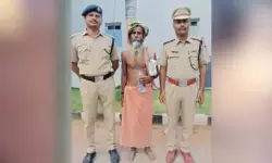 ആത്മീയ യാത്രകള് ടിടിഇമാര് തടസപ്പെടുത്തി റെയില് പാളത്തില് കല്ലുകള് കൊണ്ടിട്ട ആള്ദൈവം അറസ്റ്റില് ആത്മീയ യാത്രകള് ടിടിഇമാര് തടസപ്പെടുത്തി റെയില് പാളത്തില് കല്ലുകള് കൊണ്ടിട്ട ആള്ദൈവം അറസ്റ്റില്