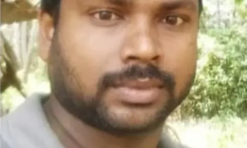 നായ വാഹനത്തിനു കുറുകെ ചാടി; ബൈക്ക് യാത്രികന്‍ മരണപ്പെട്ടു