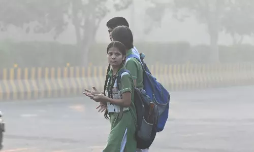 അതിശക്തമായ മഴ; ഏഴ് ജില്ലകളിലെ വിദ്യാഭ്യാസ സ്ഥാപനങ്ങള്‍ക്ക് നാളെ അവധി