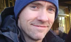 ലിവര്പൂള് ആരാധകര്ക്കിടയിലേക്ക് കാറോടിച്ച് കയറ്റിയത് മുന് സൈനികന് ലിവര്പൂള് ആരാധകര്ക്കിടയിലേക്ക് കാറോടിച്ച് കയറ്റിയത് മുന് സൈനികന്