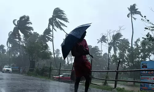സംസ്ഥാനത്ത് കനത്ത മഴയില്‍ വ്യാപക നാശം: മൂന്നു മരണം