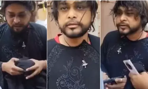 ബുര്ഖ ധരിച്ച് ക്ഷേത്രത്തില് അതിക്രമിച്ച് കയറി യുവാവ് (വീഡിയോ) ബുര്ഖ ധരിച്ച് ക്ഷേത്രത്തില് അതിക്രമിച്ച് കയറി യുവാവ് (വീഡിയോ)