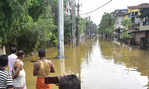 മഴക്കെടുതി; കനത്ത മഴയില്‍ ജീവഹാനിയും വ്യാപക നാശനഷ്ടവും