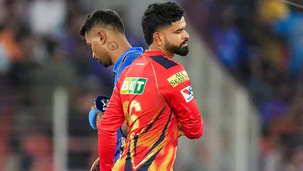 ഐപിഎല്ലില്‍ പിഴയോട് പിഴ; ഹാര്‍ദ്ദിക് 30 ലക്ഷം, ശ്രേയസ് 24 ലക്ഷം; ക്വാളിഫയര്‍ രണ്ടിനിറങ്ങിയവര്‍ക്ക് കൂട്ടപിഴയിട്ട് ബിസിസിഐ