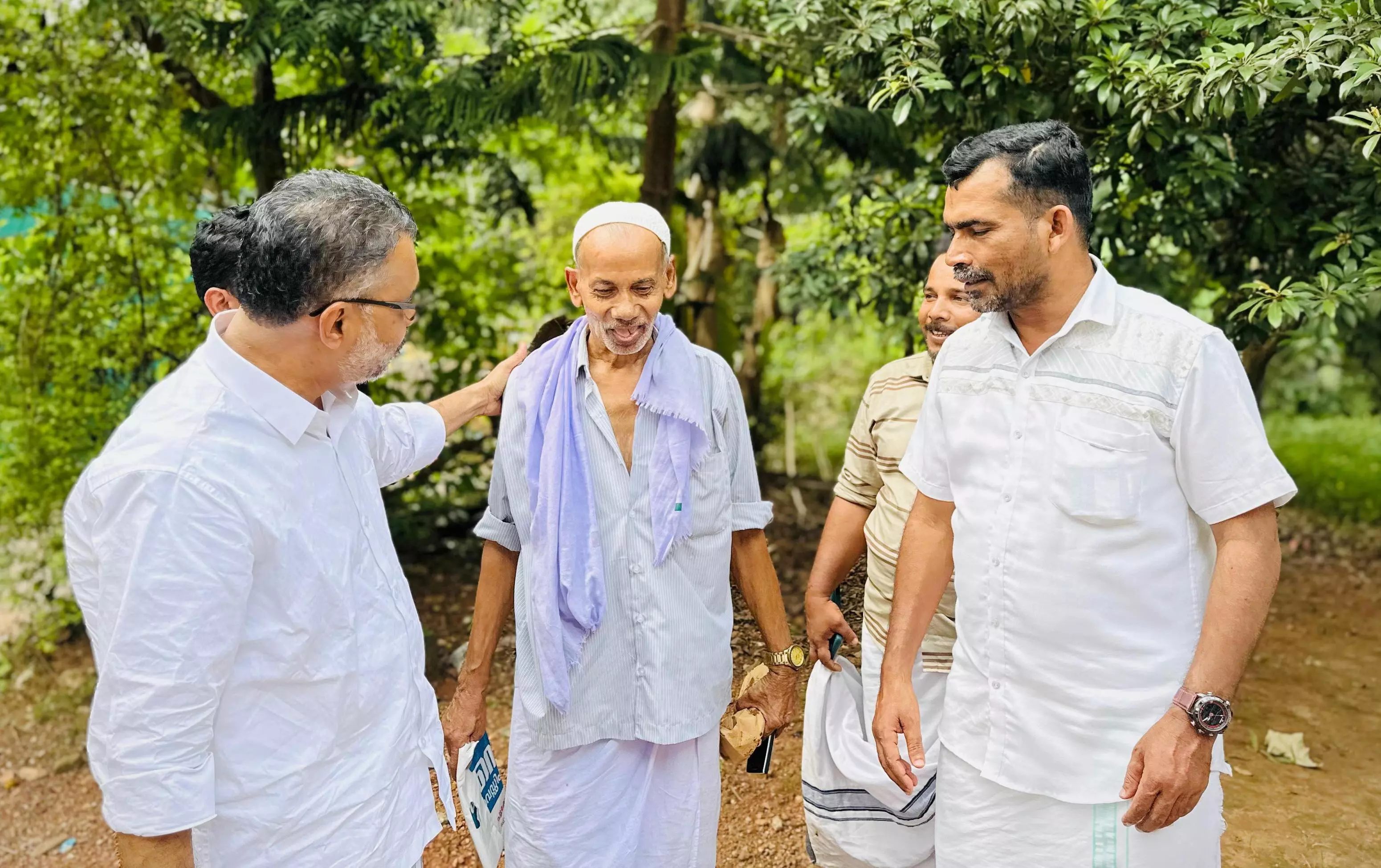 എസ്ഡിപിഐ സ്ഥാനാര്ഥി പര്യടനം നടത്തി എസ്ഡിപിഐ സ്ഥാനാര്ഥി പര്യടനം നടത്തി