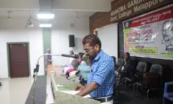 മാപ്പിളപ്പാട്ടുകള് വൈദേശികാധിപത്യത്തിനെതിരെയുള്ള പോരാട്ടങ്ങള്ക്ക് ഊര്ജ്ജം നല്കി മാപ്പിളപ്പാട്ടുകള് വൈദേശികാധിപത്യത്തിനെതിരെയുള്ള പോരാട്ടങ്ങള്ക്ക് ഊര്ജ്ജം നല്കി