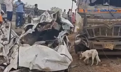വിവാഹം കഴിഞ്ഞ് മടങ്ങവെ വാഹനാപകടം; മധ്യപ്രദേശിലെ ഒരു കുടുംബത്തിലെ ഒമ്പതു പേര്‍ മരിച്ചു