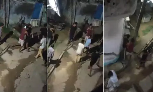 ചമ്പാരനില് മുസ്ലിം വയോധികനെ തല്ലിക്കൊന്നു (video) ചമ്പാരനില് മുസ്ലിം വയോധികനെ തല്ലിക്കൊന്നു (video)