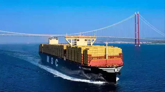 ലോകത്തെ ഏറ്റവും വലിയ കണ്ടെയ്നര്‍ കപ്പല്‍, എംഎസ്സി ഐറിന വിഴിഞ്ഞത്ത്