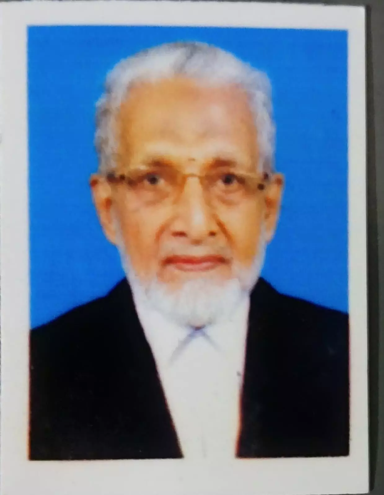 അഡ്വക്കേറ്റ് വി എംകെ അഹമ്മദ് നിര്യാതനായി അഡ്വക്കേറ്റ് വി എംകെ അഹമ്മദ് നിര്യാതനായി