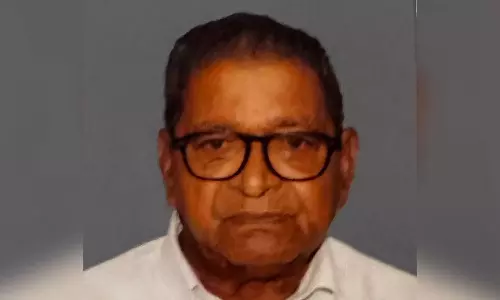 മമ്മൂട്ടിയുടെ ഭാര്യാപിതാവും തൊഴിലാളി നേതാവുമായ പി എസ് അബു അന്തരിച്ചു മമ്മൂട്ടിയുടെ ഭാര്യാപിതാവും തൊഴിലാളി നേതാവുമായ പി എസ് അബു അന്തരിച്ചു