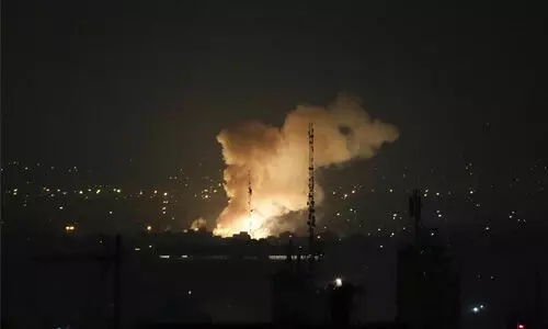 ഇറാനില് ഇസ്രായേല് വ്യോമാക്രമണം (video) ഇറാനില് ഇസ്രായേല് വ്യോമാക്രമണം (video)